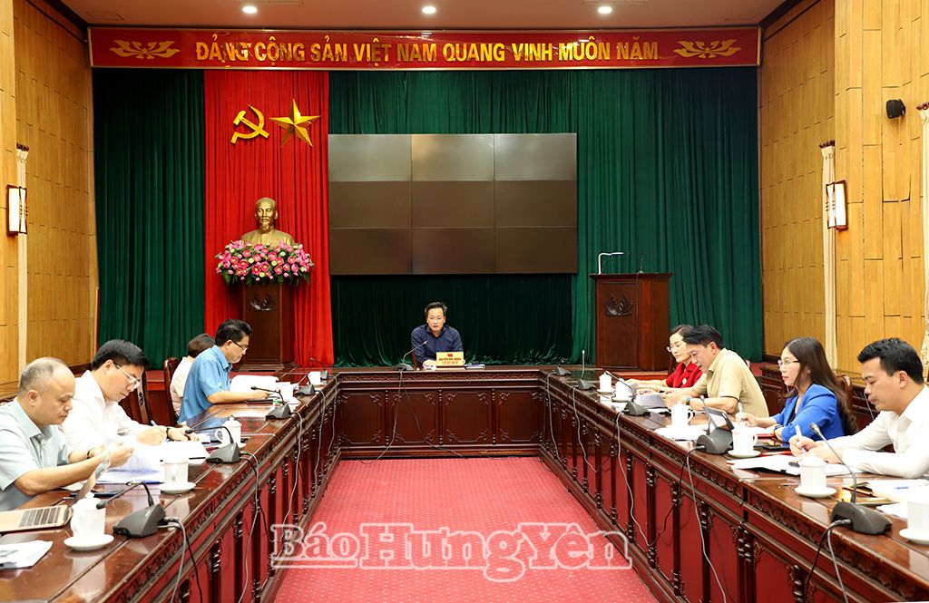   Họp Tổ Báo cáo Nh881 Đảng và hệ thống chính trị thuộc Tiểu ban Văn kiện Đại hội đại biểu Đảng bộ tỉnh lần thứ XX