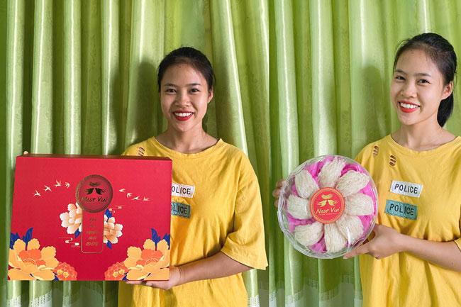   Đồng chí Nguyễn Hồng Diên, Ủy viên Trung ương Đảng, Phó Bí thư Tỉnh ủy, Chủ tịch Nh88 casino tỉnh kiểm tra tình hình sản xuất nông nghiệp