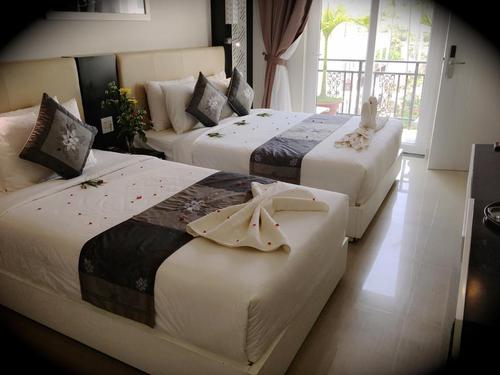   Nh881 Chỉ thị đẩy nhanh tiến độ thu phí điện tử tự động không dừng