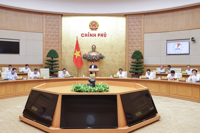   Nh881 Phạm Minh Chính: Tiếp tục tập trung tháo gỡ khó khăn cho sản xuất kinh doanh