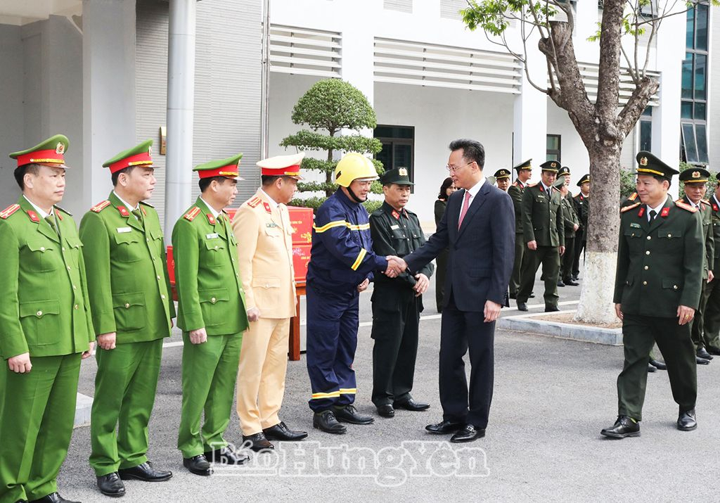   Bí thư Tỉnh ủy Nguyễn Hữu Nghĩa thăm, chúc Tết Công an tỉnh, Bệnh viện Đa khoa tỉnh