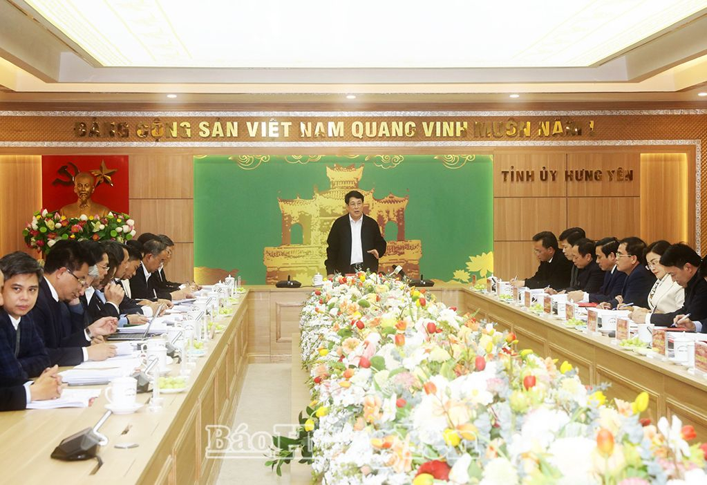   Nh883 quyết định kiểm tra của Bộ Chính trị năm 2025 đối với Ban Thường vụ Tỉnh ủy Nh880