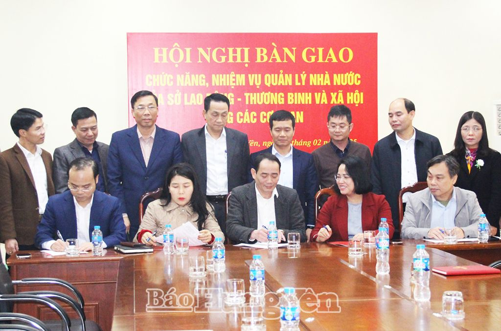   Bàn giao chức năng, nhiệm vụ quản lý nhà nước của Sở Lao động – Thương binh và Xã hội sang các cơ quan chuyên môn thuộc Nh88 casino tỉnh