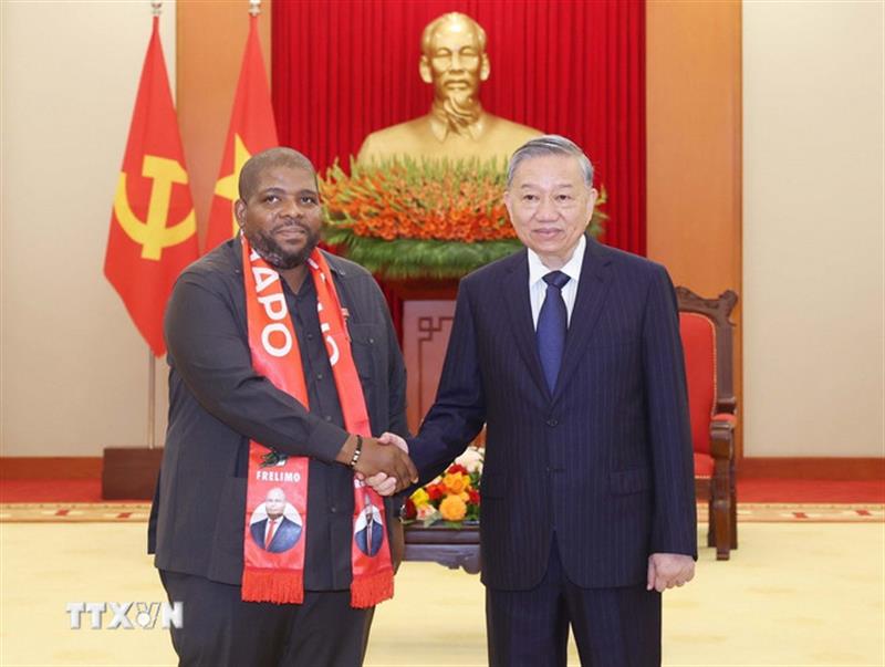  Nh88 Nha cai Tô Lâm tiếp Tổng Thư ký Đảng Mặt trận giải phóng Mozambique