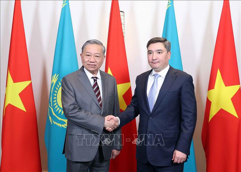   Nh88 Nha cai Tô Lâm hội kiến Nh881 Kazakhstan