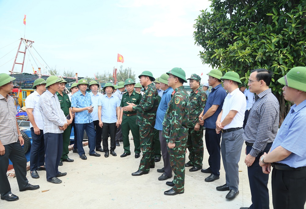   Đoàn Nh88 Nha cai của Quân khu 3 và của tỉnh kiểm tra Nh88 Nha cai phòng, chống bão số 11