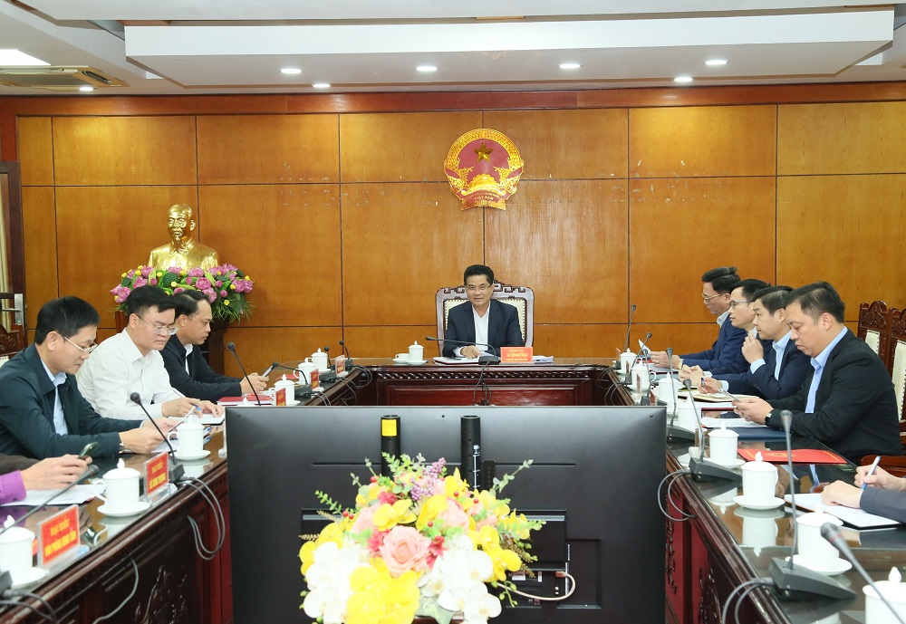   Đồng chí Phó Chủ tịch Nh88 casino tỉnh Lê Quang Hòa Nh88 đăng Nhập với Ban Quản lý Khu kinh tế tỉnh