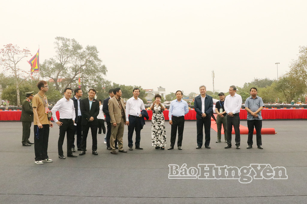  Đồng chí Chủ tịch Nh88 casino tỉnh Phạm Quang Ngọc: Kiểm tra Nh88 Nha cai chuẩn bị lễ khai mạc Lễ hội đền Trần tỉnh Nh880
