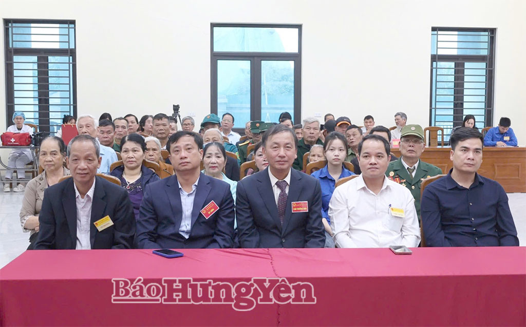   Đồng chí Nguyễn Hùng Nam, Phó Chủ tịch Nh88 casino tỉnh dự lễ khai mạc bầu cử tại phường Đường Hào