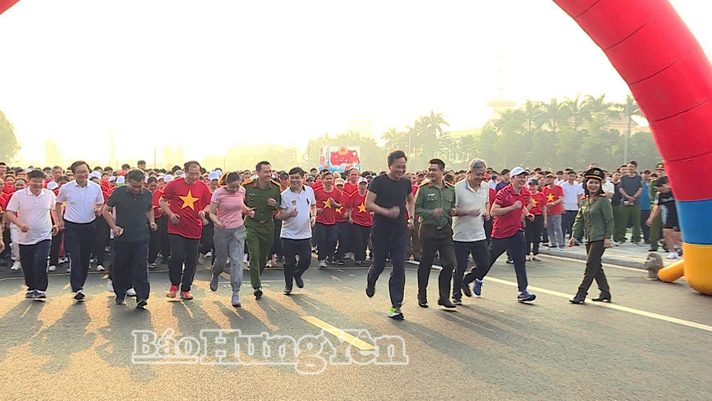   3.000 người tham gia Ngày chạy Olympic vì sức khỏe toàn dân – Vì an ninh Tổ quốc