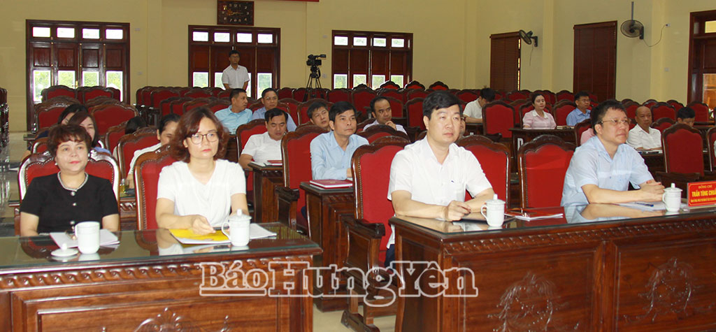   Đẩy mạnh thực hiện phong trào thi đua “Dân vận khéo” và thực hiện dân chủ ở cơ sở
