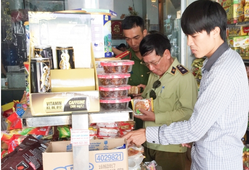   Tăng cường bảo đảm an toàn thực phẩm nông lâm thủy sản   trước, trong và sau dịp Tết Dương lịch, Tết Nguyên đán Mậu Tuất 2018
