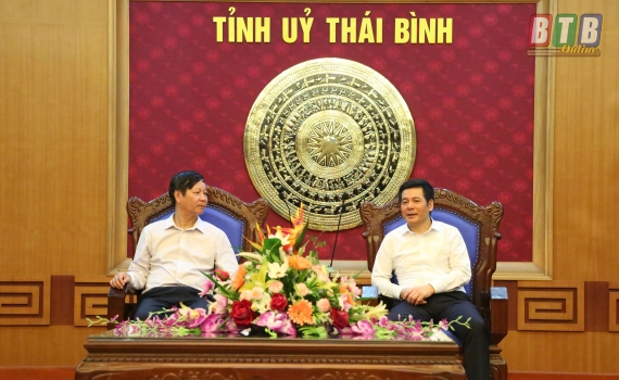   Đồng chí Nguyễn Hồng Diên, Ủy viên Trung ương Đảng, Bí thư Tỉnh ủy, Chủ tịch Nh88 - Cá Cược Mỗi Ngày - Nh88 vip Liền Tay tỉnh tiếp và Nh88 đăng Nhập với lãnh đạo Tập đoàn Vingroup