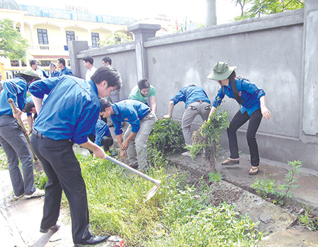   Tuổi trẻ chung sức Nh881 nông thôn mới