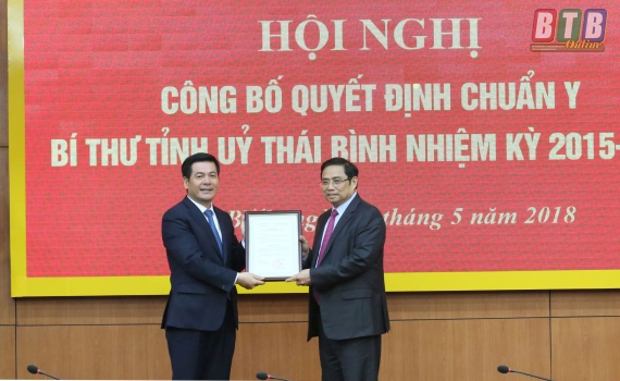   Trao quyết định chuẩn y Bí thư Tỉnh uỷ Thái Bình nhiệm kỳ 2015 - 2020