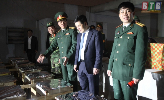   Đồng chí Nguyễn Hồng Diên, Ủy viên Trung ương Đảng, Phó Bí thư Tỉnh ủy, Chủ tịch Nh88 casino tỉnh đi thăm, chúc tết và kiểm tra tình hình ANTT tại một số Nh88, đơn vị trong tỉnh
