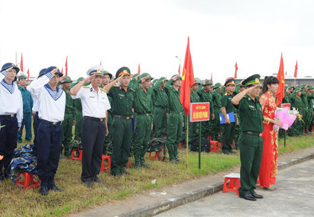   Nô nức ngày hội tòng quân