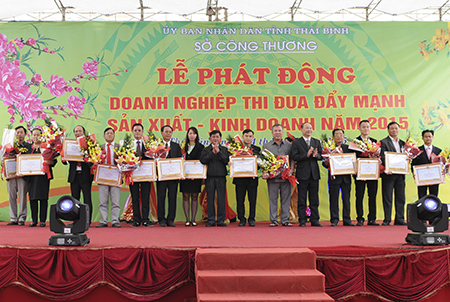   Phát động doanh nghiệp thi đua đẩy mạnh sản xuất - kinh doanh năm 2015