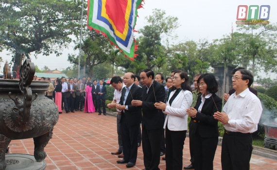   Nh88 dang Nhap hội thu chùa Keo năm 2018