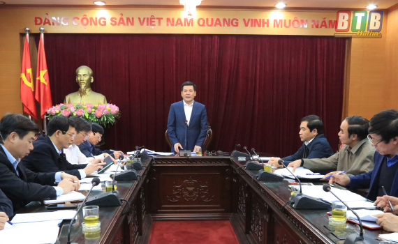   Sắp xếp lại các cơ quan chuyên trách tham mưu giúp việc Tỉnh ủy bảo đảm tinh gọn, hoạt động hiệu quả