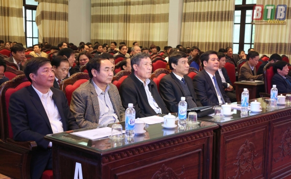   Gặp mặt các cơ quan báo chí, đại biểu văn nghệ sĩ xuân Mậu Tuất 2018