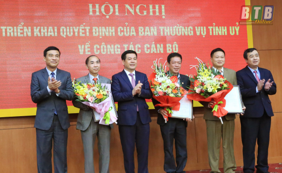   Nh883, trao quyết định điều động, bổ nhiệm cán bộ