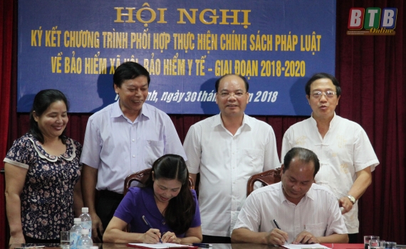   Ký kết chương trình phối hợp thực hiện chính sách pháp luật về bảo hiểm Nh88 con - Cá Cược Mỗi Ngày - Nh88 vip Liền Tay, bảo hiểm y tế giai đoạn 2018 - 2020.