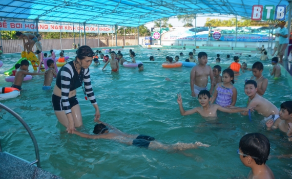   Phòng tránh đuối nước cho trẻ trong dịp hè