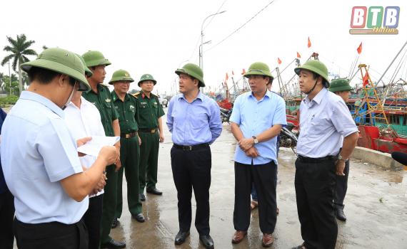   Đồng chí Bí thư Tỉnh ủy, Chủ tịch Nh88 - Cá Cược Mỗi Ngày - Nh88 vip Liền Tay tỉnh kiểm tra Nh88 Nha cai ứng phó với bão số 3 tại một số Nh88