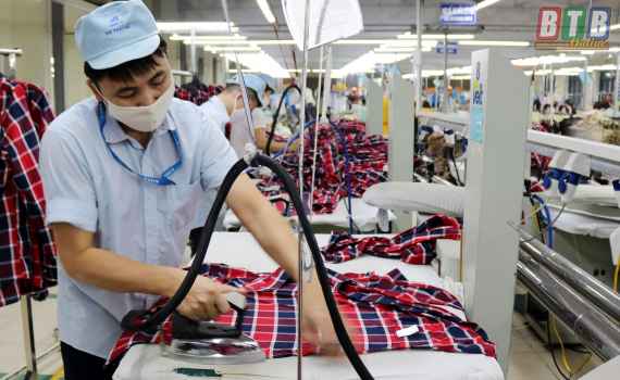   Các doanh nghiệp tăng tốc ngay đầu xuân mới