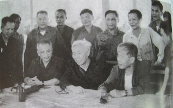   Kỉ niệm 45 năm Đại thắng mùa Xuân 1975: Vị Đại tướng chỉ huy Chiến dịch Hồ Chí Minh trong những ngày tháng 4/1975
