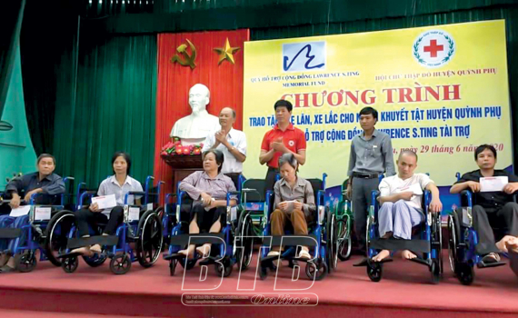   Phát huy vai trò cầu nối trong các hoạt động nhân đạo