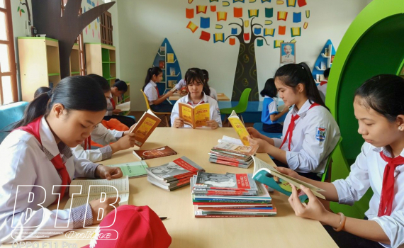  “Giữ lửa” Nh88 com đọc trong trường học