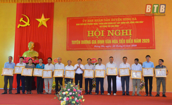   Hưng Hà: 33 gia đình Nh88 com tiêu biểu được tuyên dương