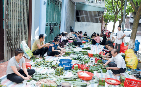   Hướng về miền Trung