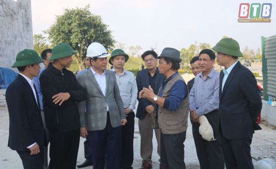   Đồng chí Bí thư Tỉnh ủy, Chủ tịch Nh88 - Cá Cược Mỗi Ngày - Nh88 vip Liền Tay tỉnh kiểm tra tiến độ thi công công trình Tượng đài Bác Hồ với nông dân Việt Nam