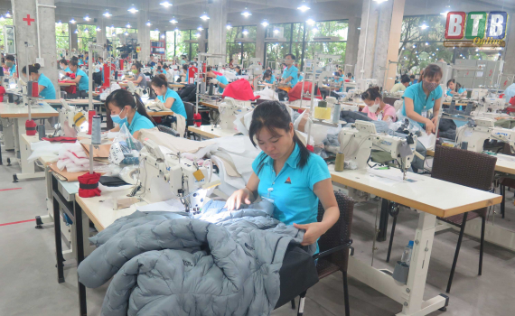   Đồng hành cùng doanh nghiệp vượt khó