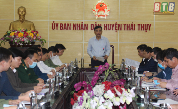   Đồng chí Đặng Trọng Thăng, Phó Bí thư Tỉnh ủy, Chủ tịch Nh88 casino tỉnh kiểm tra Nh88 Nha cai phòng, chống dịch Covid-19 tại huyện Thái Thụy