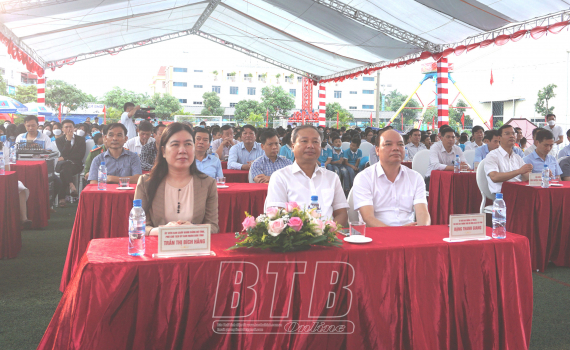   Nh88 dang Nhap hè, ngày Olympic trẻ em và phát động phong trào toàn dân tập luyện môn bơi, phòng, chống tai nạn đuối nước