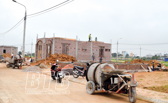   Siết chặt quản lý giá đất