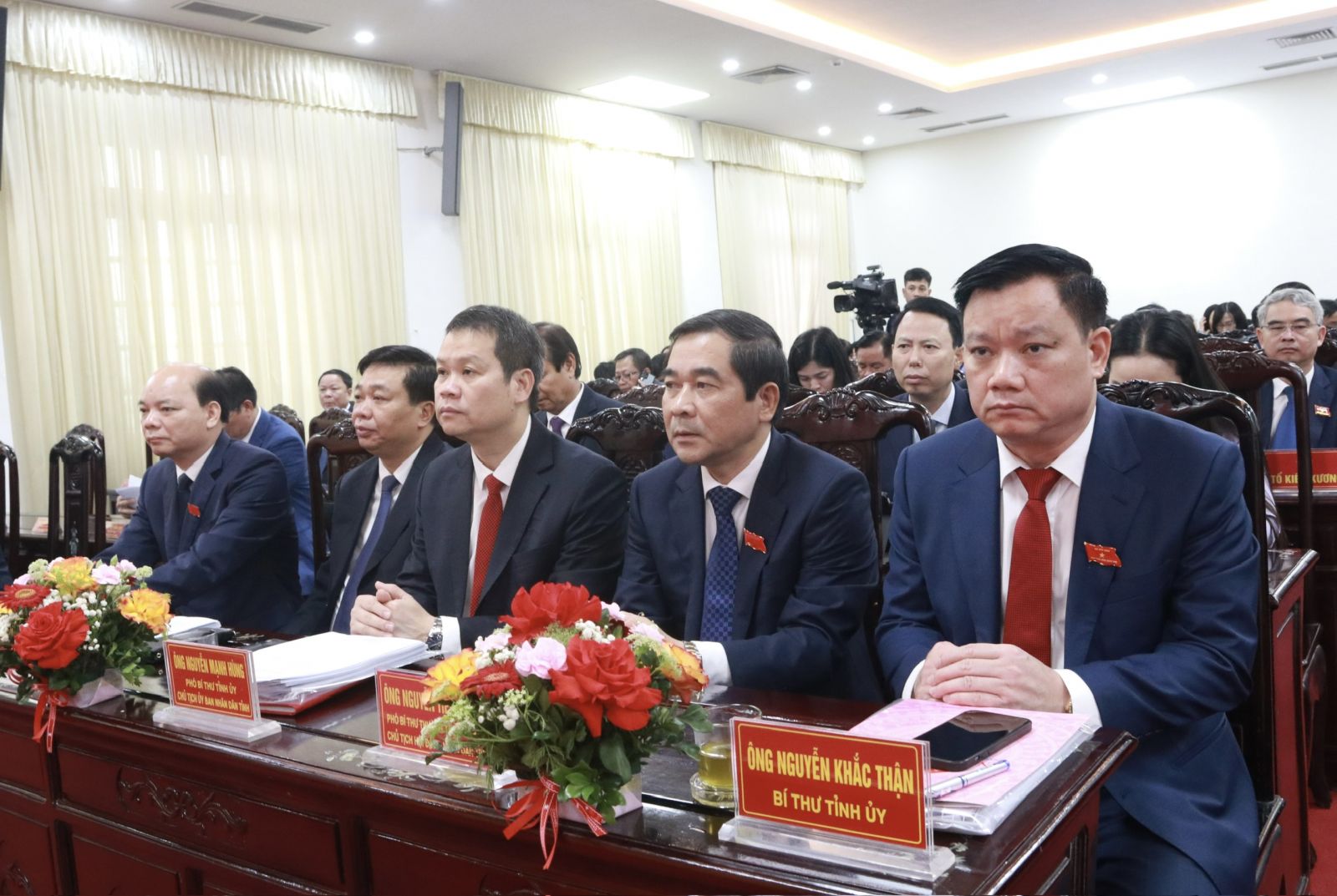   Nh883 Nh88 - Cá Cược Mỗi Ngày - Nh88 vip Liền Tay tỉnh khóa XVII, nhiệm kỳ 2021 - 2026 để giải quyết công việc phát sinh đột xuất thông qua 14  nghị quyết quan trọng