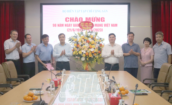   Các Nh881 lãnh đạo Tỉnh ủy, Nh88 - Cá Cược Mỗi Ngày - Nh88 vip Liền Tay, Nh88 casino tỉnh: Chúc mừng các cơ quan thông tấn, báo chí trung ương