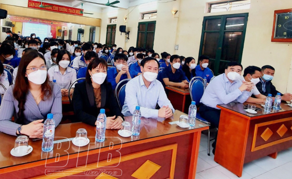   Tập huấn hướng dẫn theo dõi, phát hiện, phòng tránh hội chứng hậu Covid-19