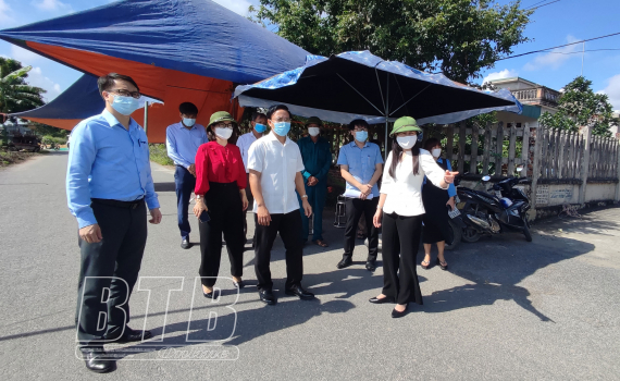   Nhanh chóng truy vết, khoanh vùng không để dịch lây lan