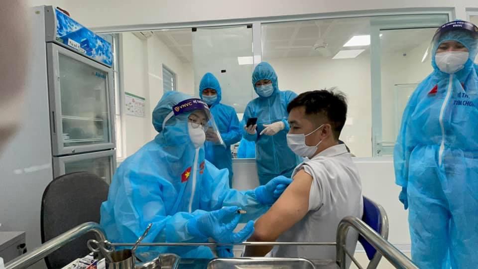   Tỷ lệ phản ứng sau tiêm vaccine phòng Covid-19 dưới 20%