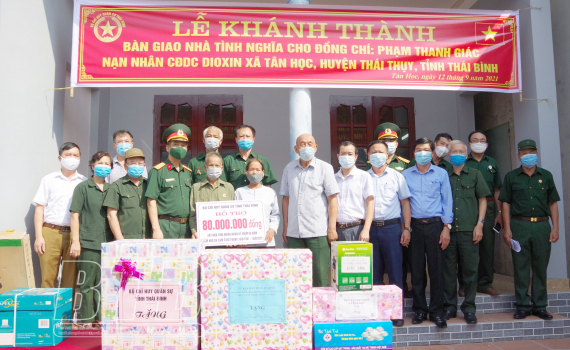   Lực lượng vũ trang tỉnh: Nhiều hoạt động thiết thực “Đền ơn đáp nghĩa”