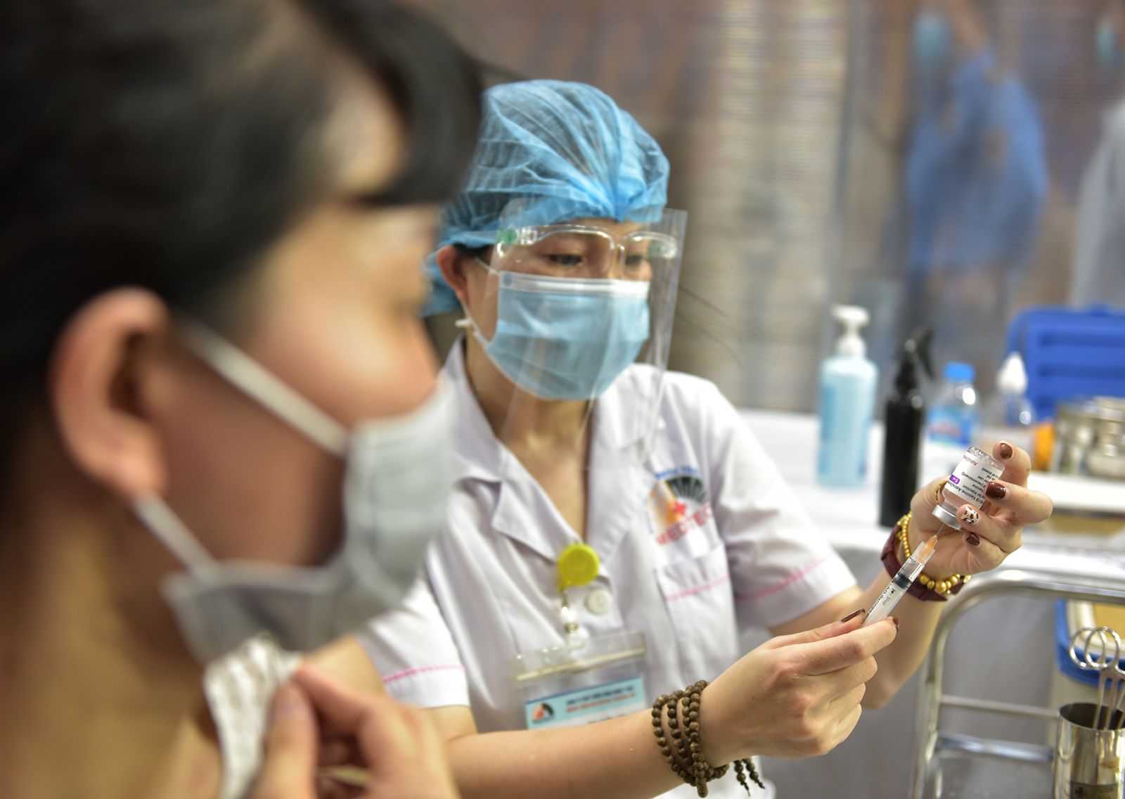   Thuốc gì cần tránh sau tiêm vaccine ngừa Covid-19?