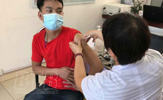   Thái Thụy: Gần 90.000 người được tiêm vắc xin phòng Covid-19