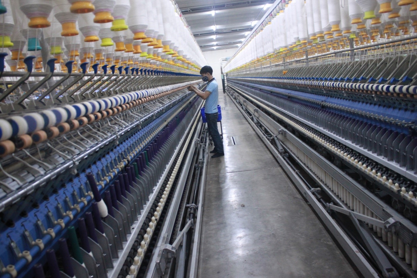   Kim ngạch xuất nhập khẩu hàng hóa 4 tháng đầu năm 2021 ước đạt 998 triệu USD
