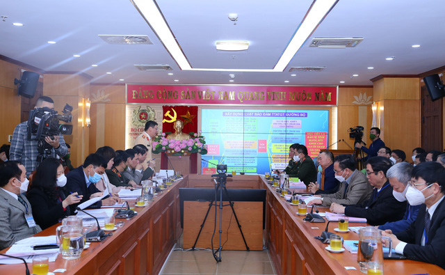   Xây dựng Luật TTATGT khắc phục bất cập, yếu kém trong giao thông đường bộ